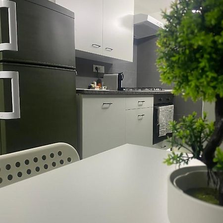 Bella Sicilia Apartment Палермо Екстериор снимка